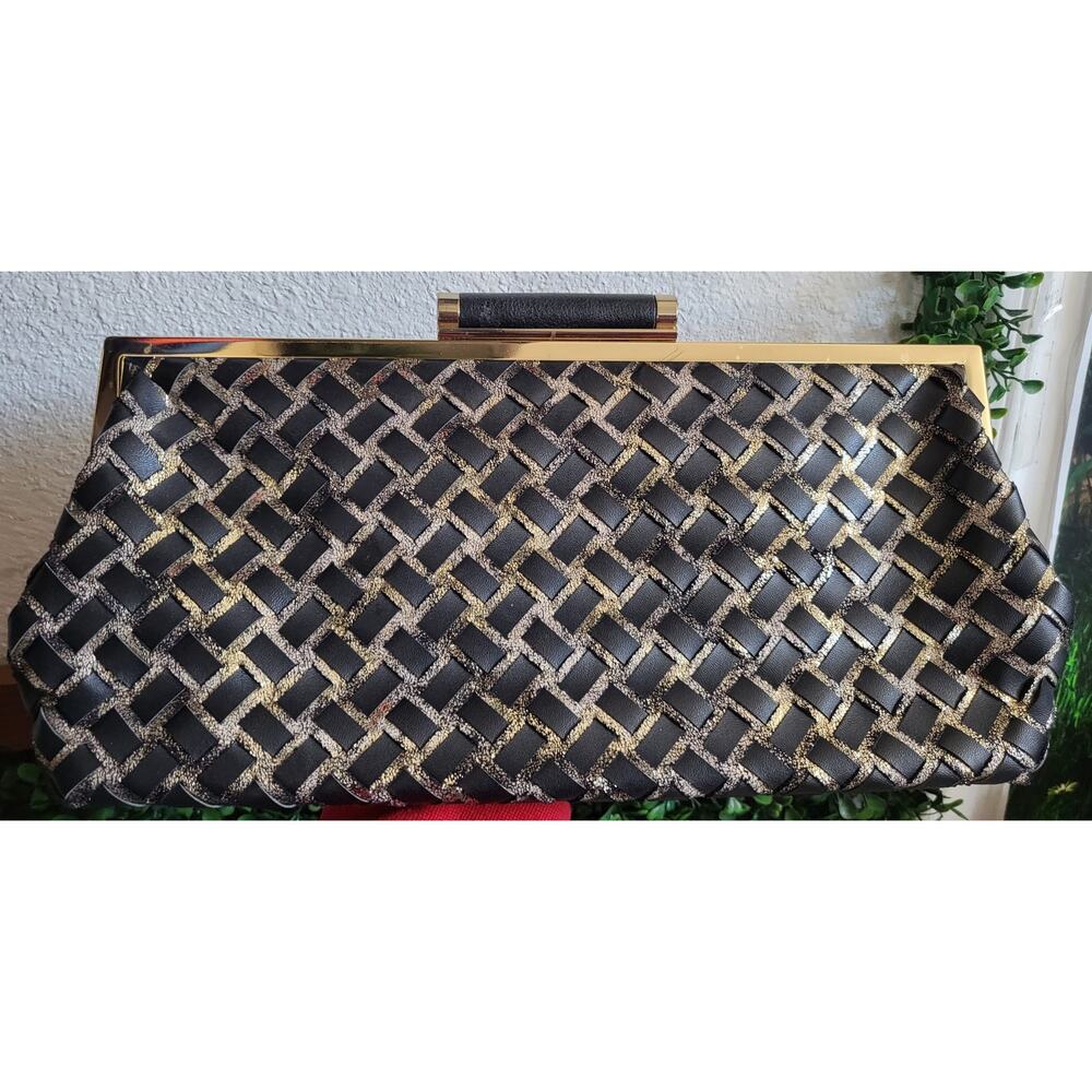 Small black leather Gold Elegant Luxury Purse
